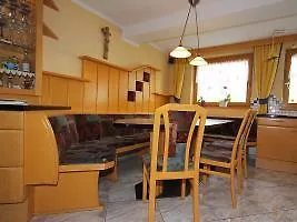 Wolfgang Hotel *